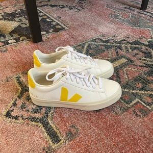 Veja Sneakers